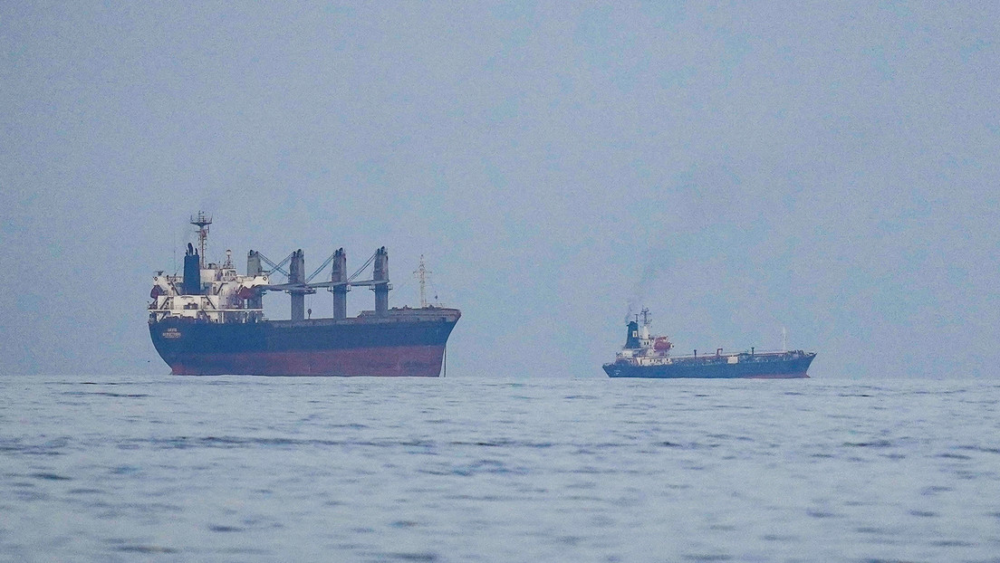 Tráfico en el estrecho de Ormuz alcanza su nivel más alto en semanas, informó Bloomberg