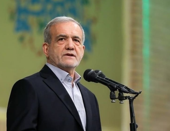 Presidente de Irán califica como crimen de guerra amenazas de Trump