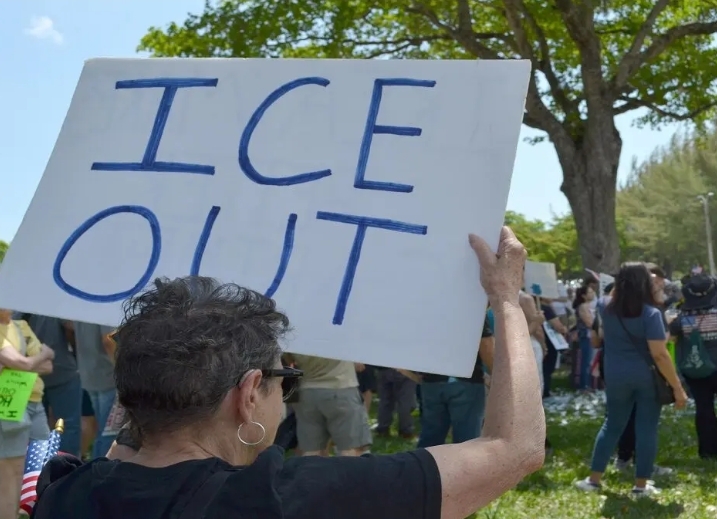 ICE continúa deportaciones en Estados Unidos