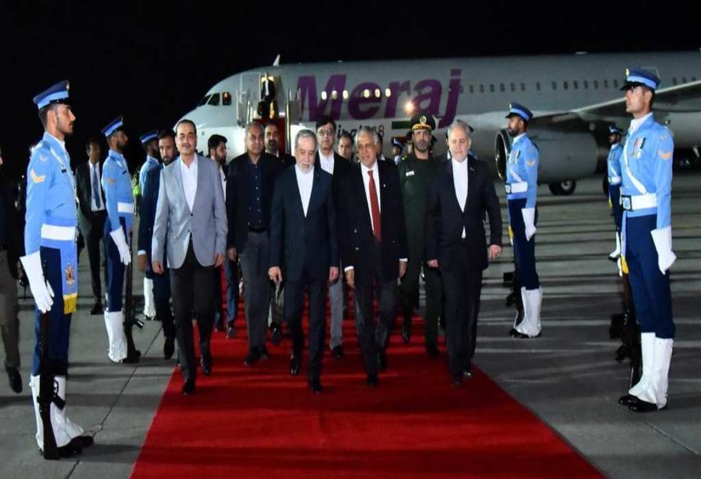 Canciller de Irán llega a Pakistán para revisar esfuerzos por la paz