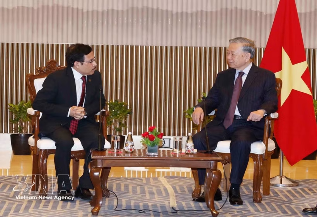 Vietnam e India acuerdan seguir fortaleciendo comercio y seguridad energética