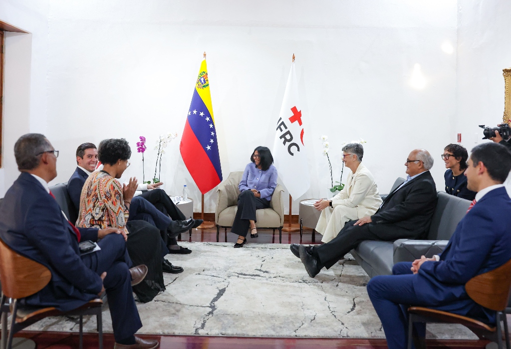 Venezuela trabaja en fortalecer labor humanitaria con la Cruz Roja