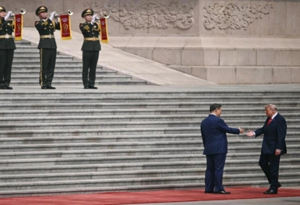 Xi Jinping recibe a Donald Trump en la plaza Tian’anmen en Beijing