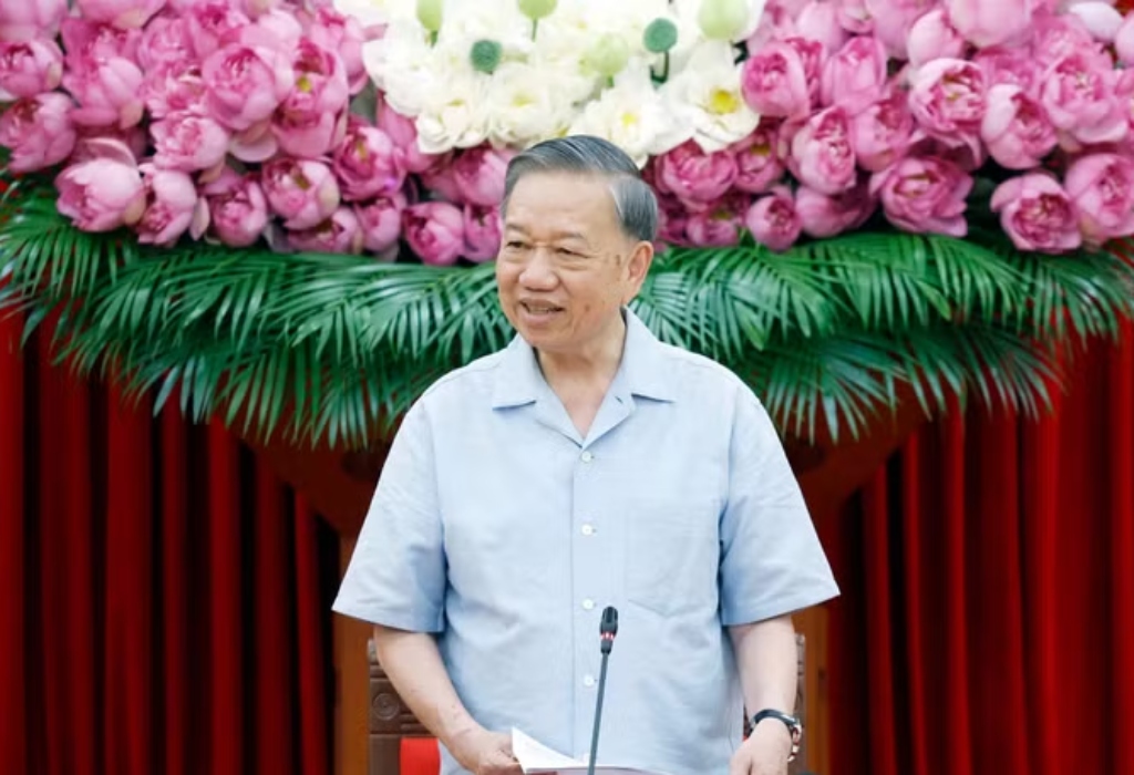 Presidente de Vietnam impulsa reordenamiento del Estado y emite nuevas directrices