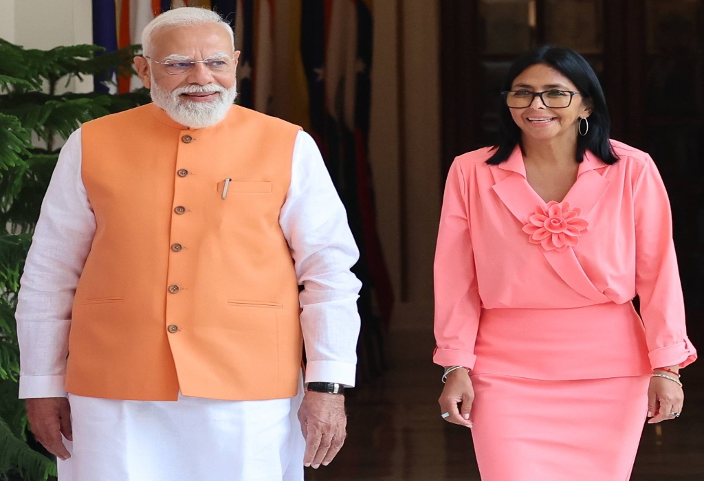 ¿Cuáles fueron los resultados de la agenda de trabajo de Delcy Rodríguez en la India?