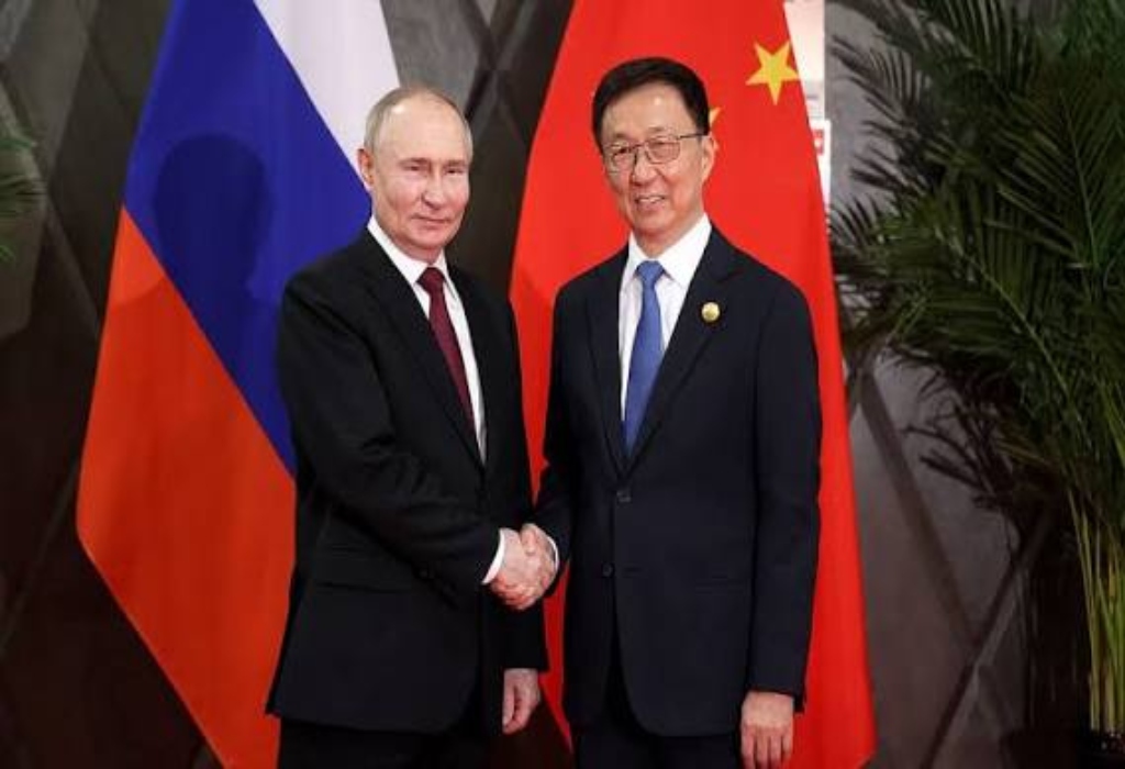 Vicepresidente chino se reunió con Putin