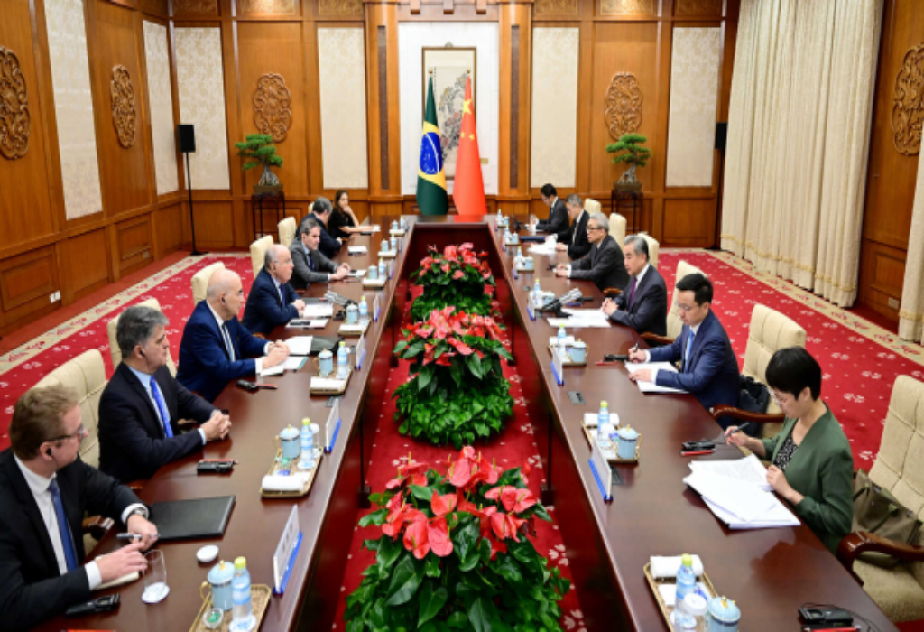 ¿Por qué Brasil y China profundizan su cooperación bilateral?