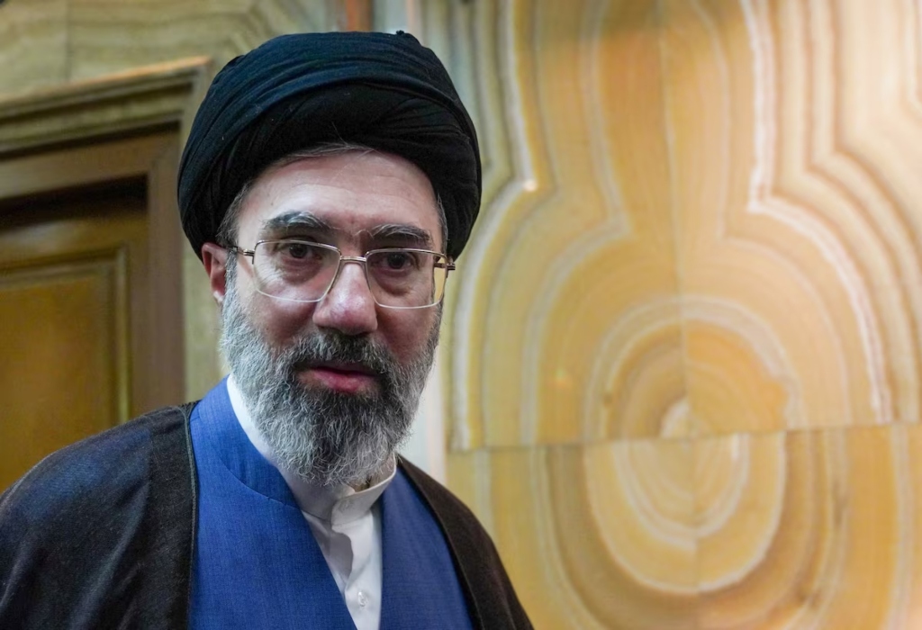 Líder supremo de Irán designa altos mandos de las Fuerzas Armadas y el CGRI