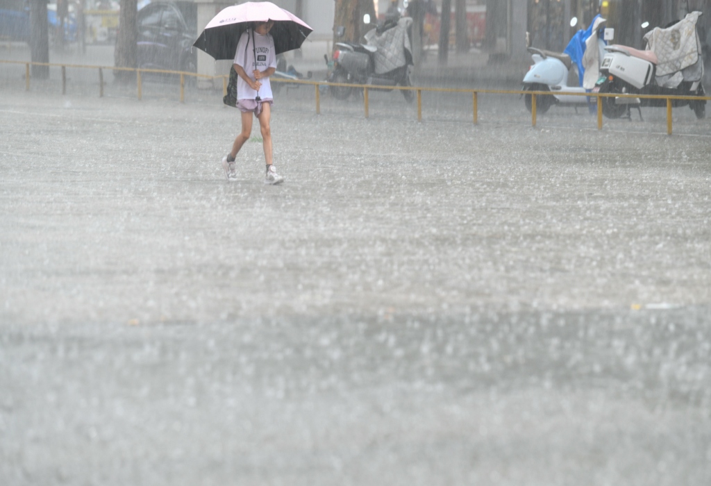Beijing activa protocolo de respuesta a emergencias ante posibles lluvias fuertes
