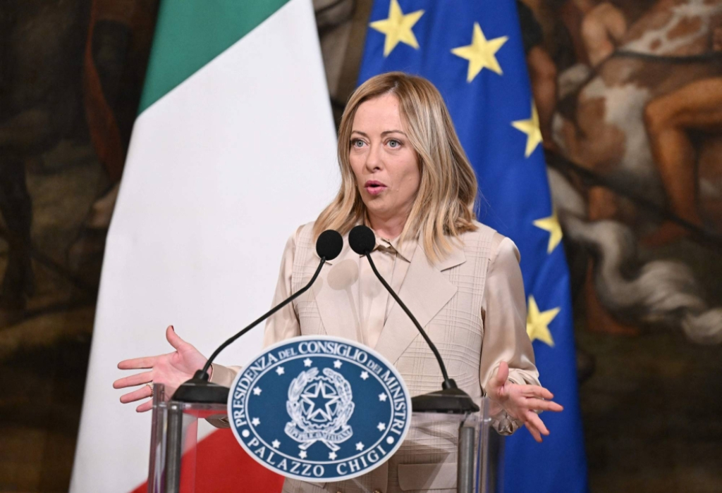 ¿Por qué Meloni limita al 30% los alumnos por aula que no sepan italiano?