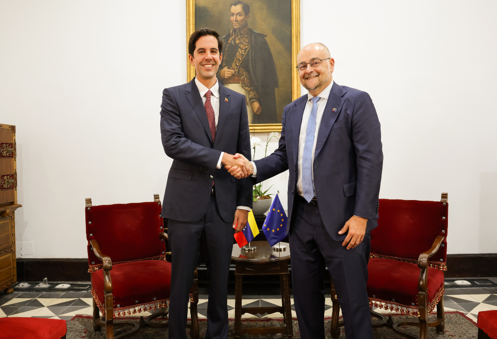Venezuela y la Unión Europea elevan sus relaciones diplomáticas
