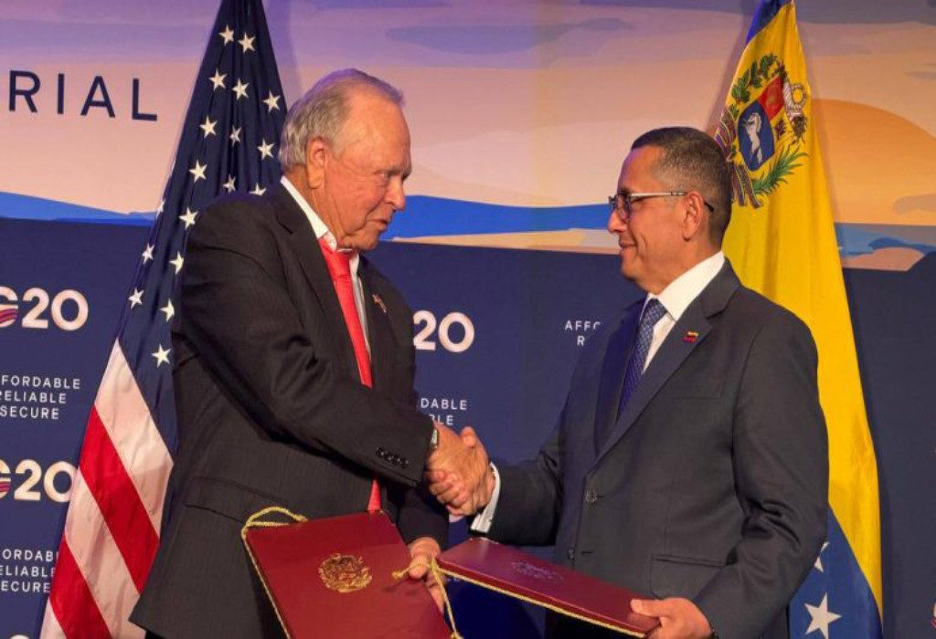 PDVSA y Continental Resources suscriben acuerdo para el desarrollo petrolero