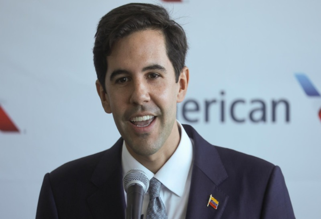 Oliver Blanco es designado canciller de Venezuela