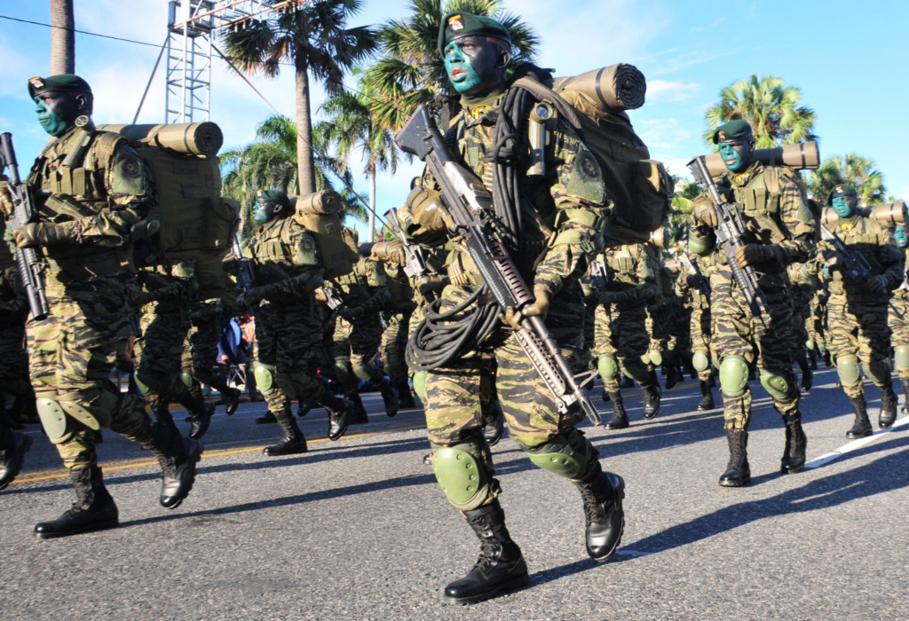 Dominicana refuerza frontera ante crisis por 4 salvadoreños secuestrados en Haití